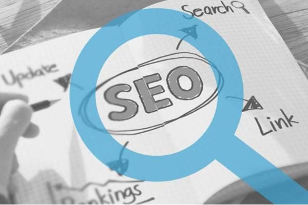 如何通过SEO优化提升网站流量？